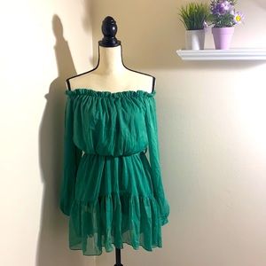 💕NWOT beautiful forever21 summer green dress💕
